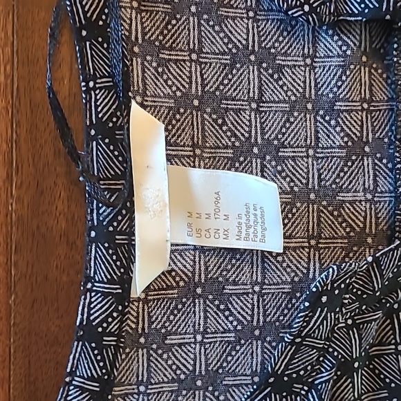 Size medium H&M tunic - Picture 2 of 6